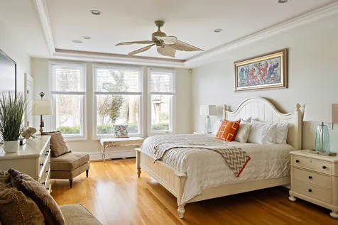 385 Barnes Road Oak Bluffs MA 02557
