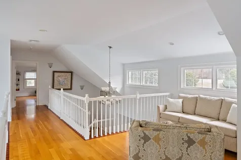 385 Barnes Road Oak Bluffs MA 02557