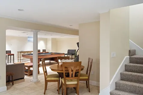 385 Barnes Road Oak Bluffs MA 02557
