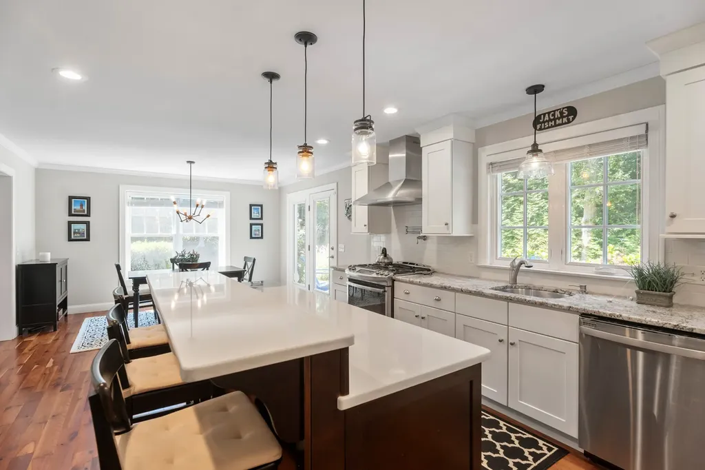 42 Eighth Street North Edgartown MA 02539