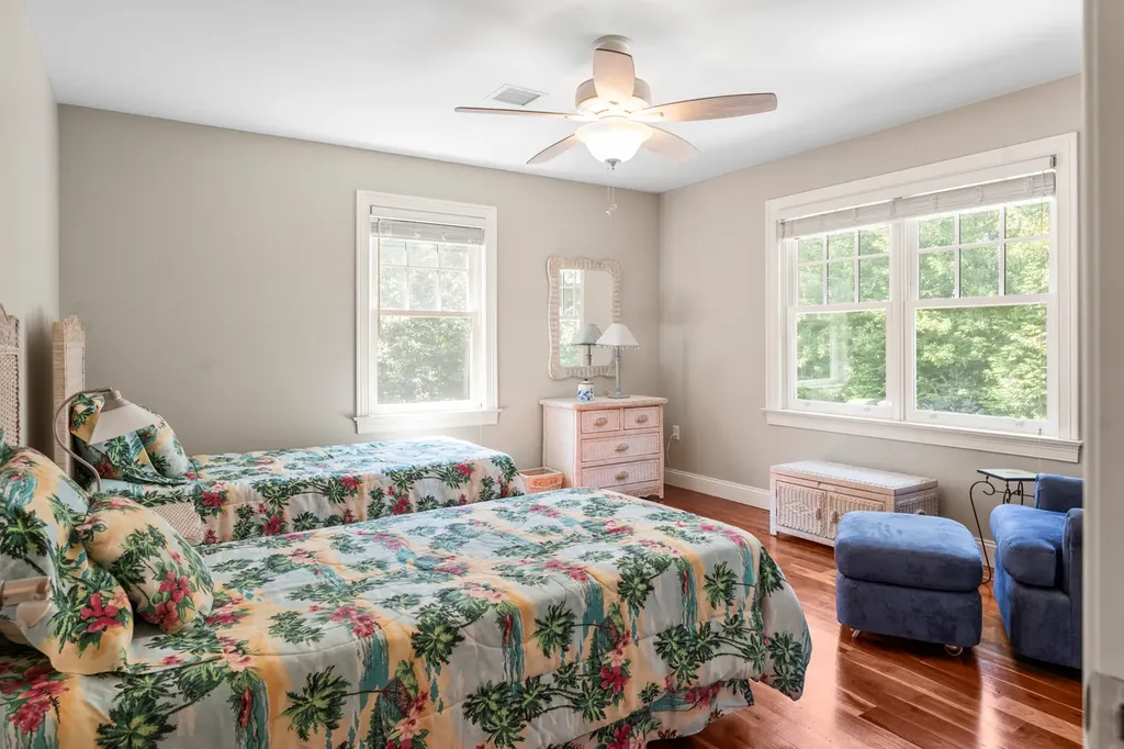 42 Eighth Street North Edgartown MA 02539