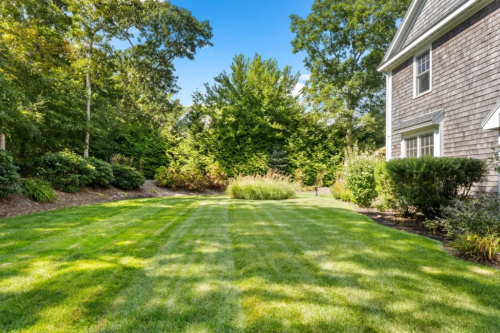 42 Eighth Street North Edgartown MA 02539