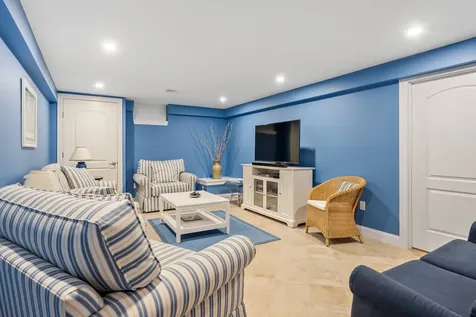 42 Eighth Street North Edgartown MA 02539