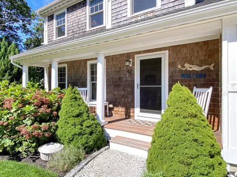 42 Eighth Street North Edgartown MA 02539