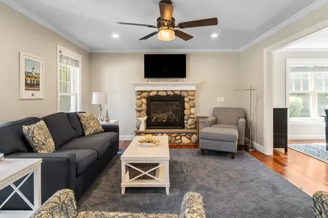 42 Eighth Street North Edgartown MA 02539