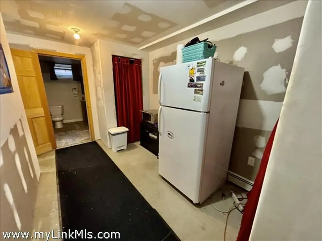 70 Carol Lane Oak Bluffs MA 02557