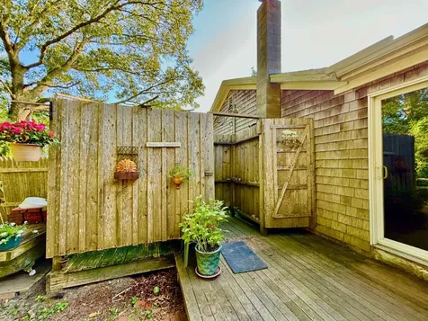 70 Carol Lane Oak Bluffs MA 02557