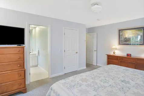 24 Dark Woods Road Edgartown MA 02539