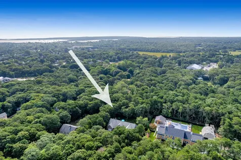 24 Dark Woods Road Edgartown MA 02539