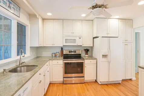 24 Dark Woods Road Edgartown MA 02539