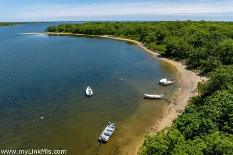 4 Boldwater Road Edgartown MA 02539