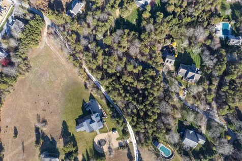 26 Mill Hill Road Edgartown MA 02539