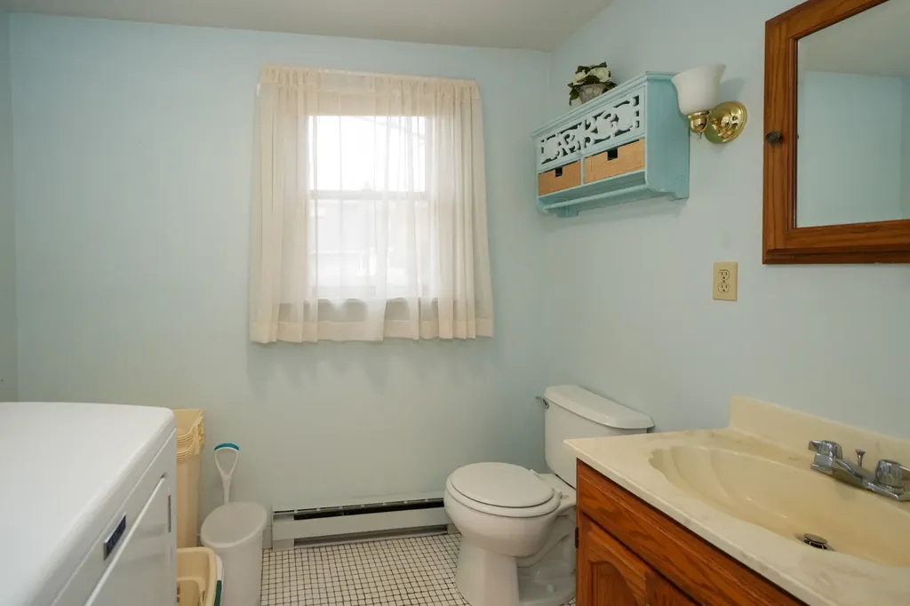 10 Kims Way Oak Bluffs MA 02557