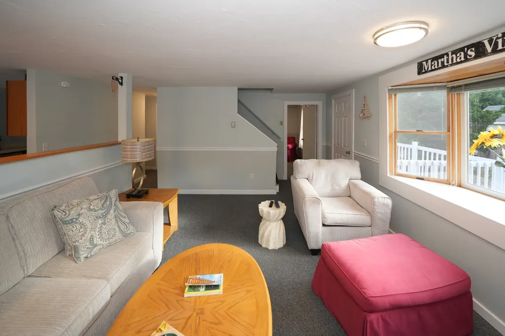 10 Kims Way Oak Bluffs MA 02557