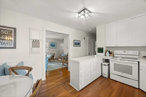 13 Plantingfield Way Edgartown MA 02539