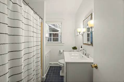 13 Plantingfield Way Edgartown MA 02539