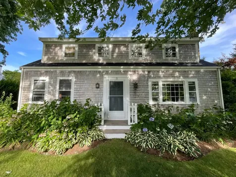 13 Plantingfield Way Edgartown MA 02539