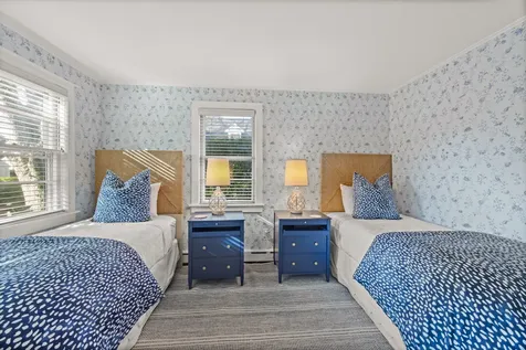 13 Plantingfield Way Edgartown MA 02539