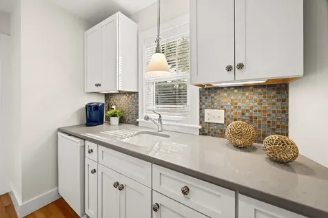 13 Plantingfield Way Edgartown MA 02539