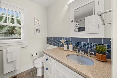 13 Plantingfield Way Edgartown MA 02539