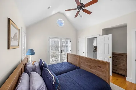 13 Plantingfield Way Edgartown MA 02539