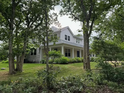 140 Pond Road West Tisbury MA 02575