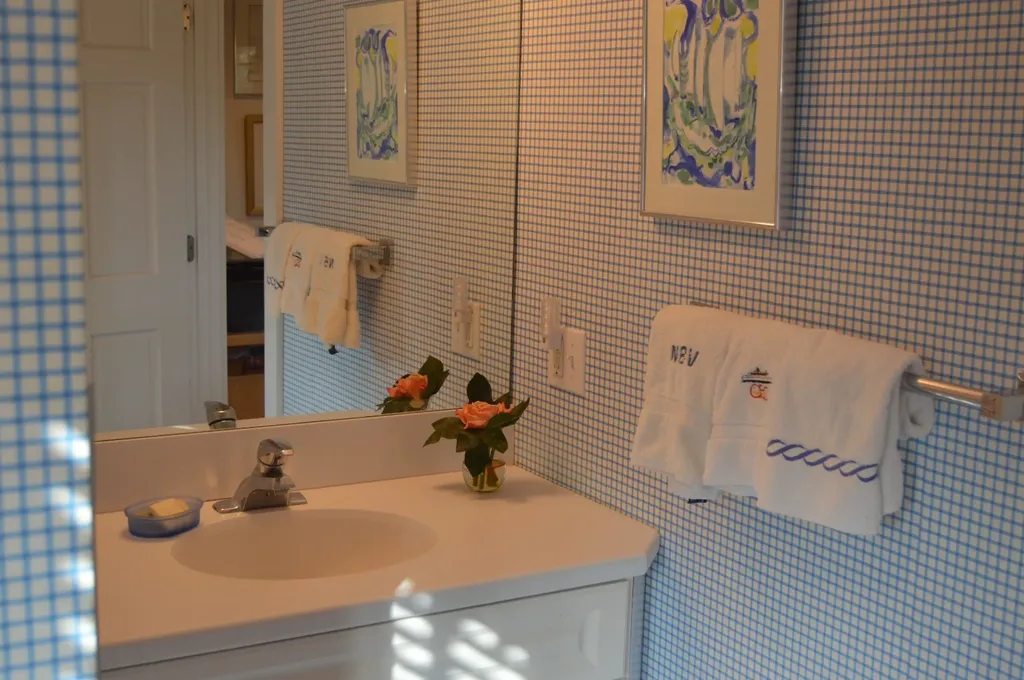 19 Kitts Field Circle Edgartown MA 02539