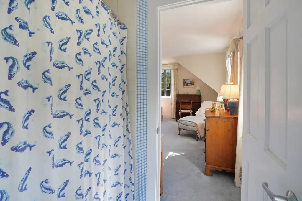 19 Kitts Field Circle Edgartown MA 02539