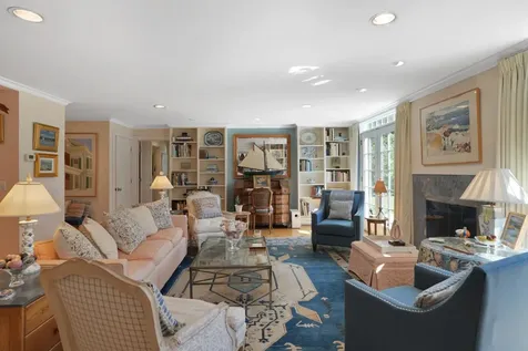 19 Kitts Field Circle Edgartown MA 02539