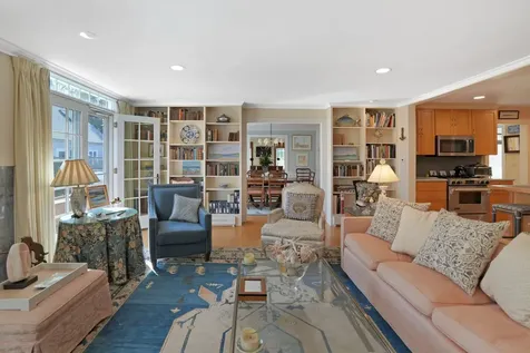 19 Kitts Field Circle Edgartown MA 02539