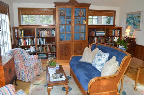 19 Kitts Field Circle Edgartown MA 02539