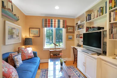 19 Kitts Field Circle Edgartown MA 02539