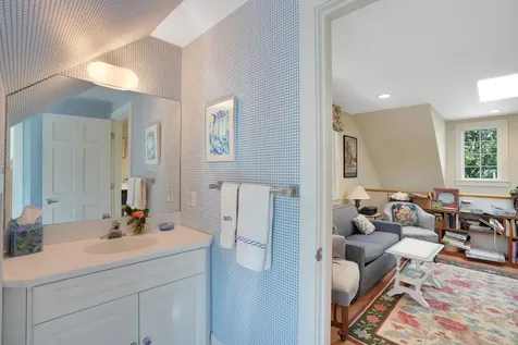 19 Kitts Field Circle Edgartown MA 02539