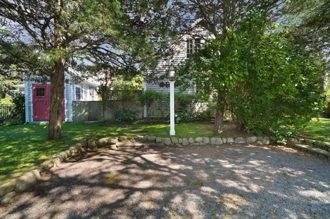 19 Kitts Field Circle Edgartown MA 02539