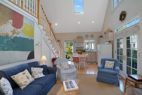 19 Kitts Field Circle Edgartown MA 02539