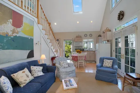 19 Kitts Field Circle Edgartown MA 02539
