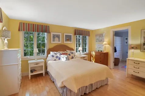 19 Kitts Field Circle Edgartown MA 02539