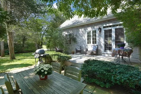 19 Kitts Field Circle Edgartown MA 02539