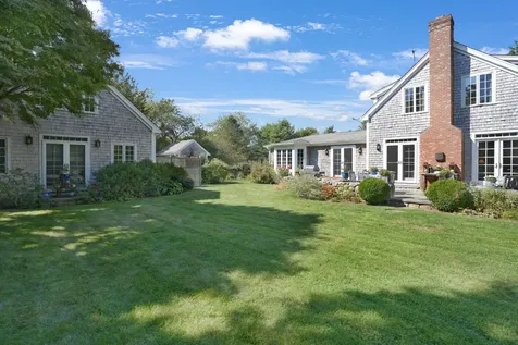 19 Kitts Field Circle Edgartown MA 02539