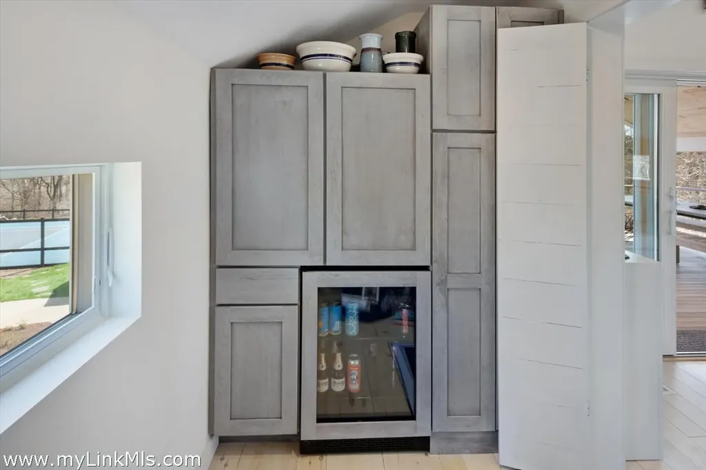 72 Chappaquiddick Avenue Edgartown MA 02539