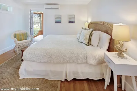 72 Chappaquiddick Avenue Edgartown MA 02539