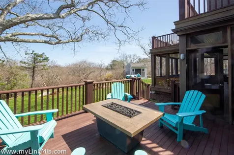72 Chappaquiddick Avenue Edgartown MA 02539