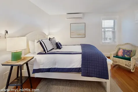 72 Chappaquiddick Avenue Edgartown MA 02539