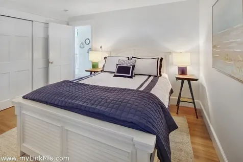 72 Chappaquiddick Avenue Edgartown MA 02539