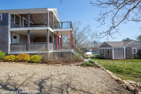 72 Chappaquiddick Avenue Edgartown MA 02539