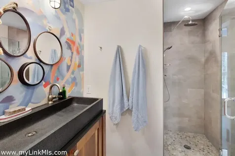 72 Chappaquiddick Avenue Edgartown MA 02539