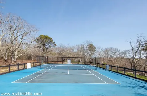 72 Chappaquiddick Avenue Edgartown MA 02539