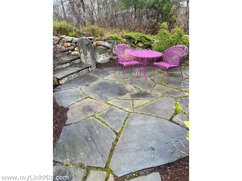 72 Chappaquiddick Avenue Edgartown MA 02539