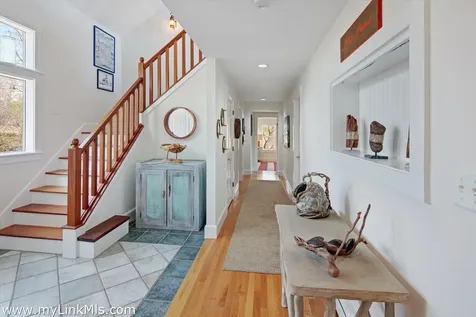 72 Chappaquiddick Avenue Edgartown MA 02539