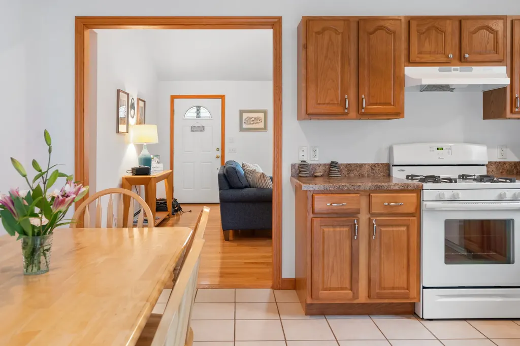 34 Tenth Street South Edgartown MA 02539